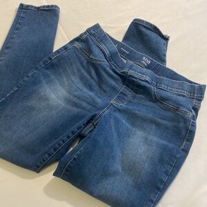 ANA woman’s pull up jeans size L.